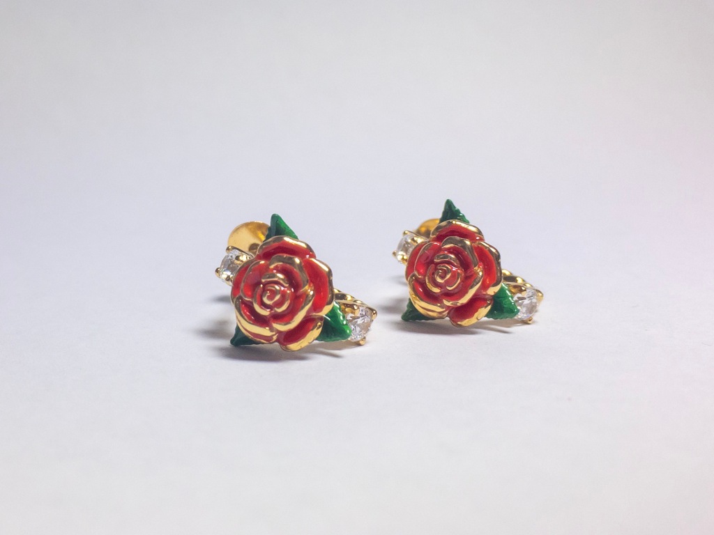 Jewellery enamel colouring service on custom rose solid gold earrings in Bangkok 